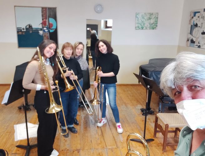 Oggi prima  prova con il quartetto  di Tromboni delle mie studentesse!